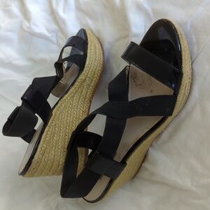 Black wide strap patent leather wedges